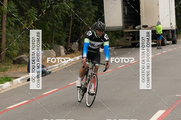 Buy your photos of the eventVSERIES Duathlon & Running on Fotop