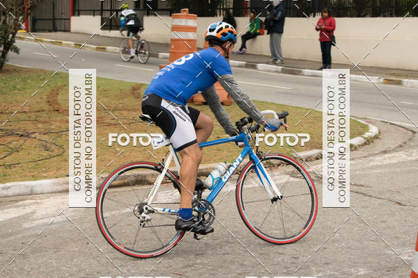 Buy your photos of the eventVSERIES Duathlon & Running on Fotop