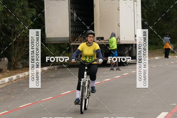 Buy your photos of the eventVSERIES Duathlon & Running on Fotop