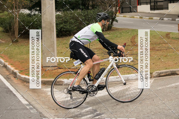 Buy your photos of the eventVSERIES Duathlon & Running on Fotop