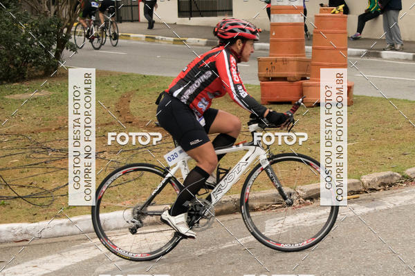 Buy your photos of the eventVSERIES Duathlon & Running on Fotop