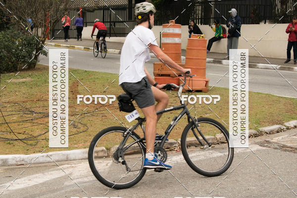 Buy your photos of the eventVSERIES Duathlon & Running on Fotop