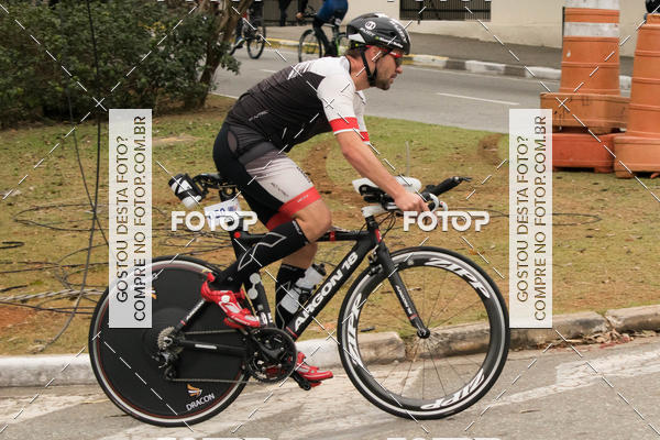 Buy your photos of the eventVSERIES Duathlon & Running on Fotop