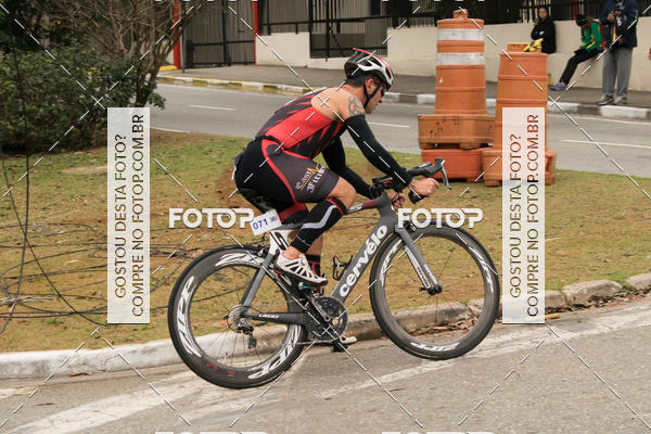 Buy your photos of the eventVSERIES Duathlon & Running on Fotop