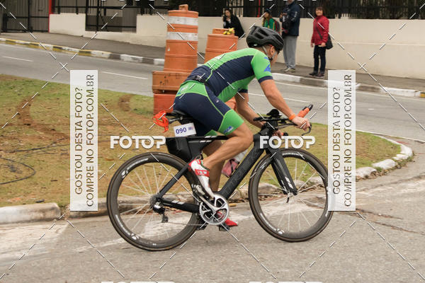 Buy your photos of the eventVSERIES Duathlon & Running on Fotop