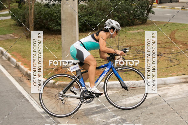 Buy your photos of the eventVSERIES Duathlon & Running on Fotop