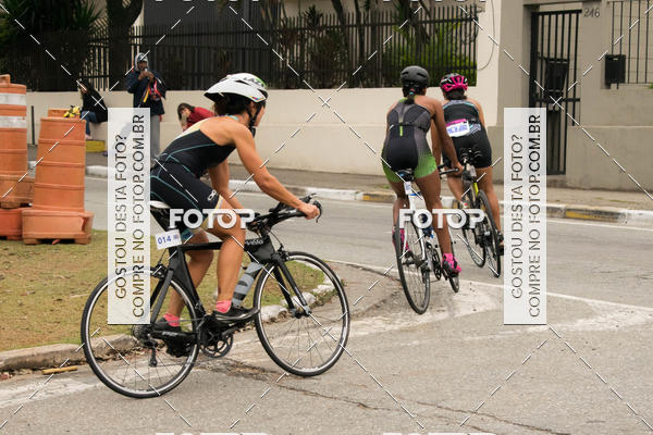 Buy your photos of the eventVSERIES Duathlon & Running on Fotop