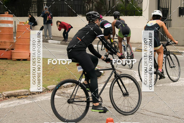 Buy your photos of the eventVSERIES Duathlon & Running on Fotop