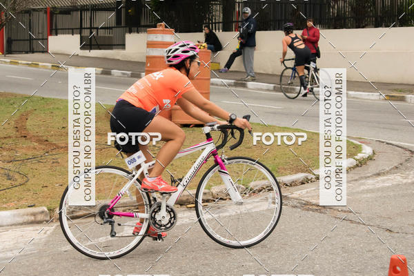 Buy your photos of the eventVSERIES Duathlon & Running on Fotop