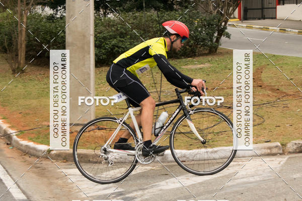 Buy your photos of the eventVSERIES Duathlon & Running on Fotop