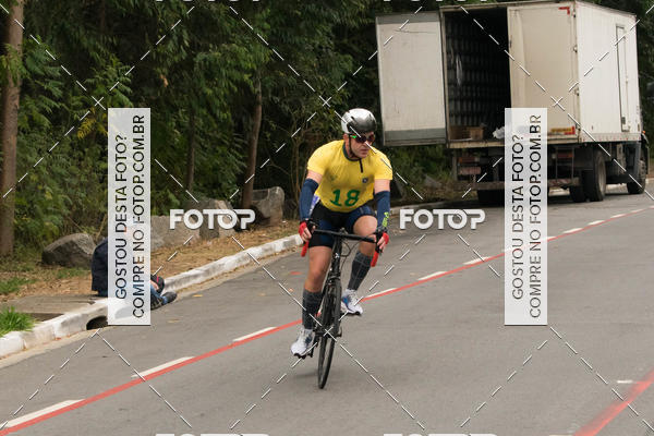 Buy your photos of the eventVSERIES Duathlon & Running on Fotop