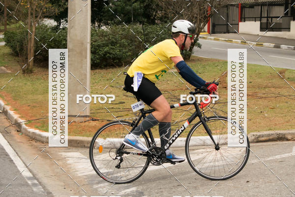 Buy your photos of the eventVSERIES Duathlon & Running on Fotop