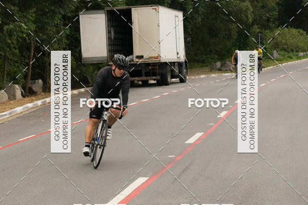 Buy your photos of the eventVSERIES Duathlon & Running on Fotop