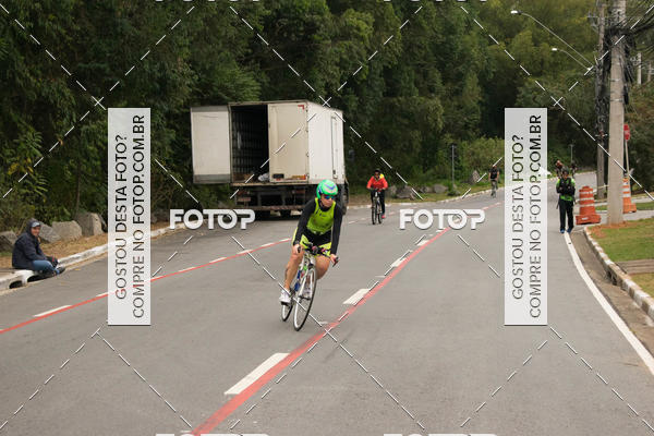 Buy your photos of the eventVSERIES Duathlon & Running on Fotop