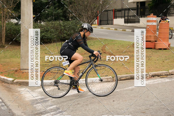 Buy your photos of the eventVSERIES Duathlon & Running on Fotop