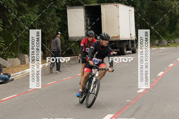 Buy your photos of the eventVSERIES Duathlon & Running on Fotop