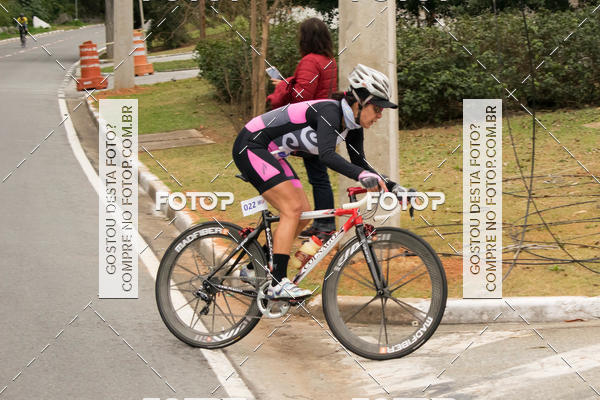 Buy your photos of the eventVSERIES Duathlon & Running on Fotop