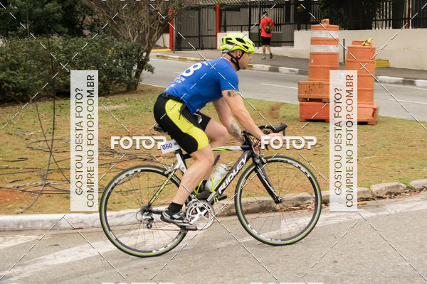 Buy your photos of the eventVSERIES Duathlon & Running on Fotop