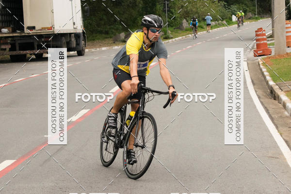 Buy your photos of the eventVSERIES Duathlon & Running on Fotop