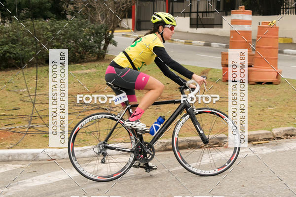 Buy your photos of the eventVSERIES Duathlon & Running on Fotop