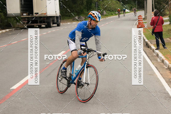 Buy your photos of the eventVSERIES Duathlon & Running on Fotop