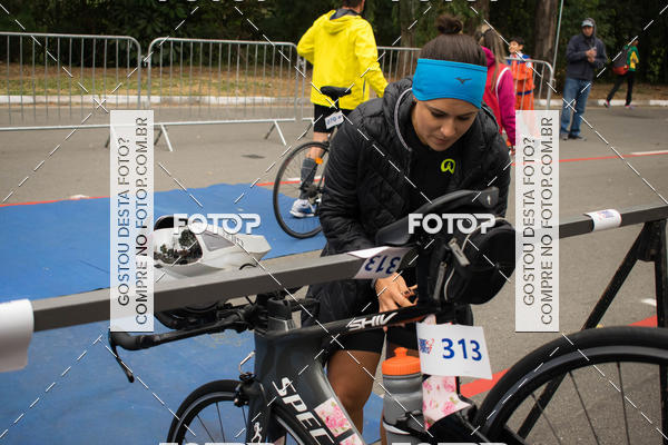 Buy your photos of the eventVSERIES Duathlon & Running on Fotop