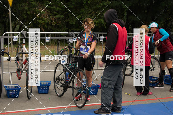 Buy your photos of the eventVSERIES Duathlon & Running on Fotop