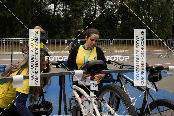 Buy your photos of the eventVSERIES Duathlon & Running on Fotop