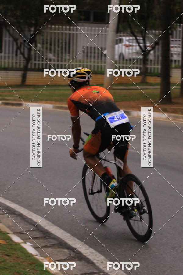 Buy your photos of the eventVSERIES Duathlon & Running on Fotop