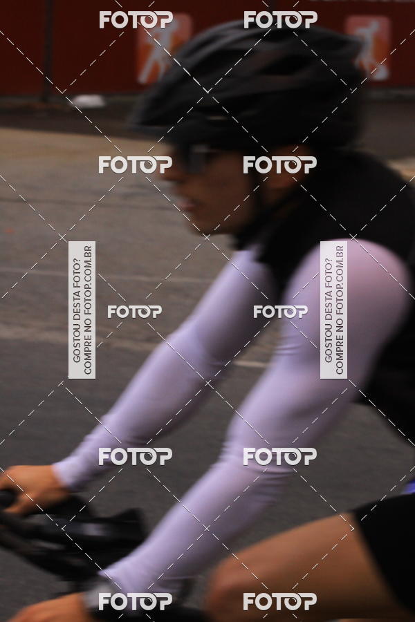 Buy your photos of the eventVSERIES Duathlon & Running on Fotop