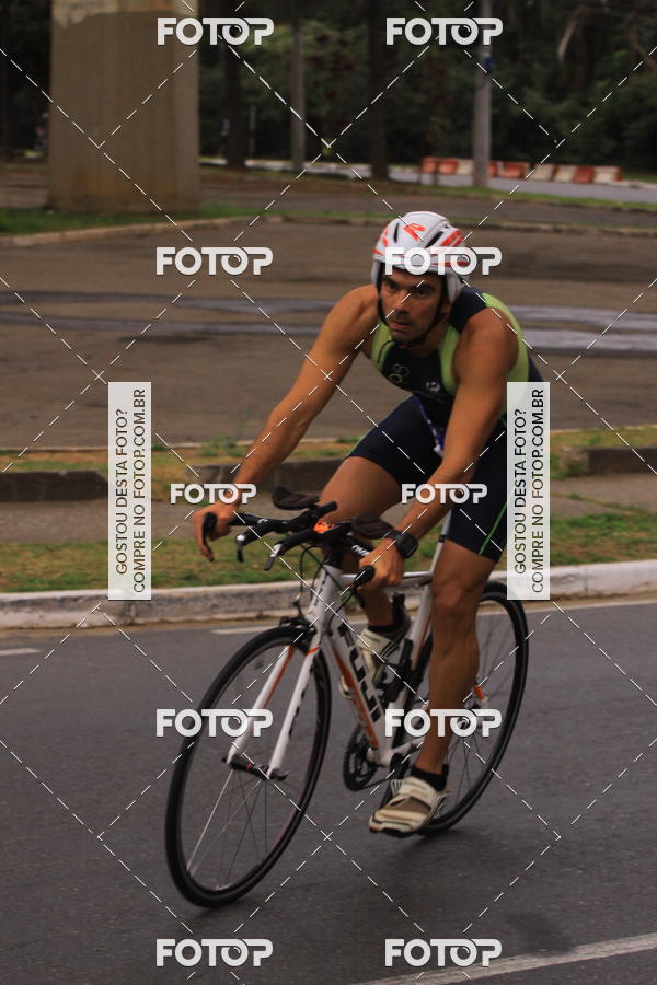 Buy your photos of the eventVSERIES Duathlon & Running on Fotop