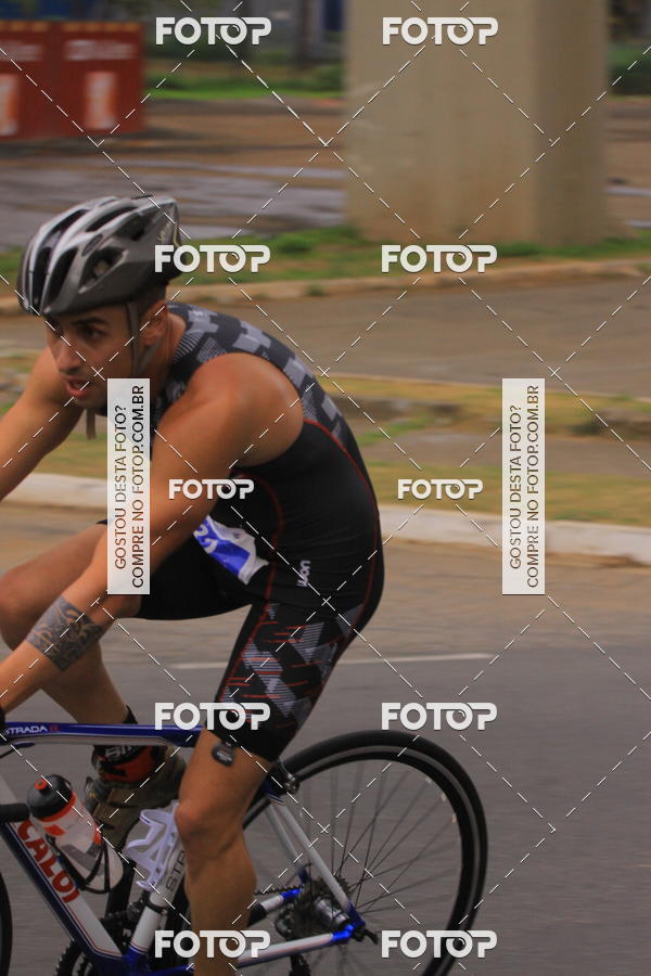 Buy your photos of the eventVSERIES Duathlon & Running on Fotop