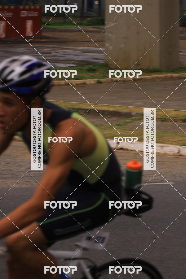 Buy your photos of the eventVSERIES Duathlon & Running on Fotop