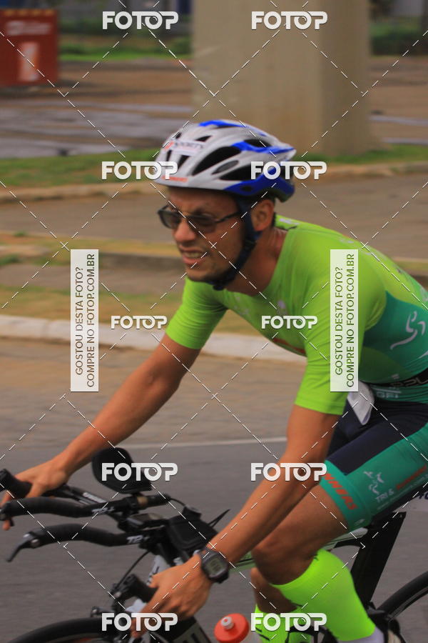 Buy your photos of the eventVSERIES Duathlon & Running on Fotop