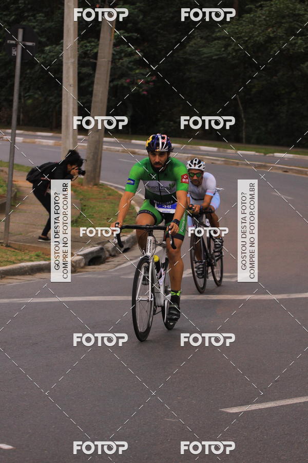 Buy your photos of the eventVSERIES Duathlon & Running on Fotop