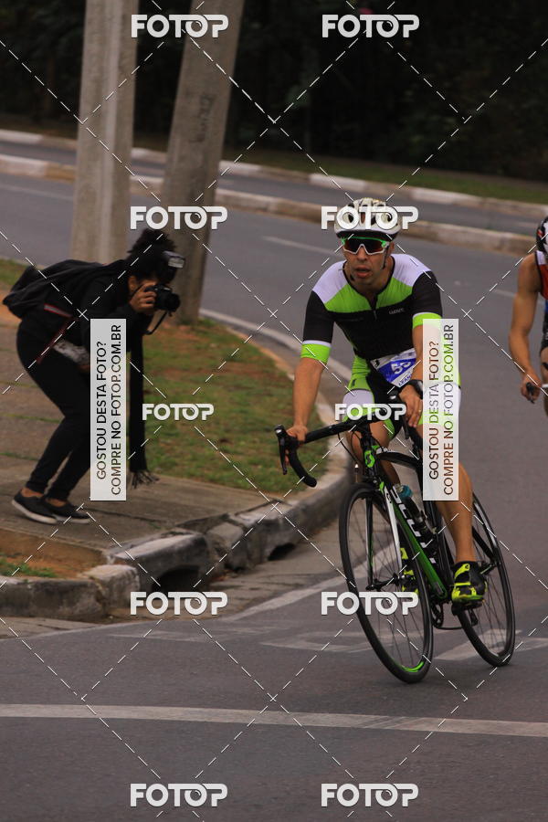 Buy your photos of the eventVSERIES Duathlon & Running on Fotop