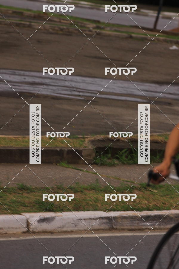 Buy your photos of the eventVSERIES Duathlon & Running on Fotop