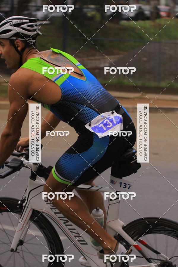 Buy your photos of the eventVSERIES Duathlon & Running on Fotop