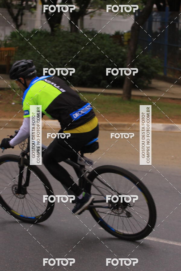 Buy your photos of the eventVSERIES Duathlon & Running on Fotop