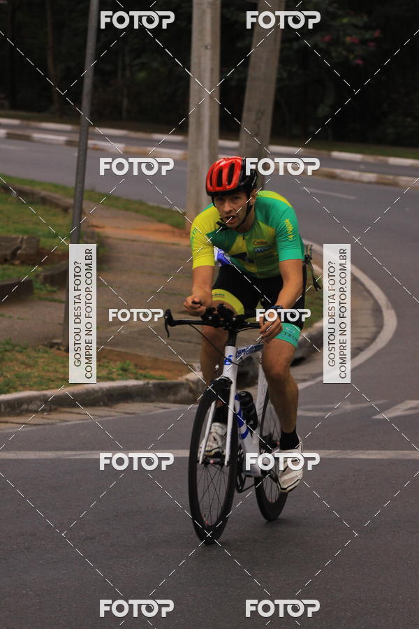 Buy your photos of the eventVSERIES Duathlon & Running on Fotop