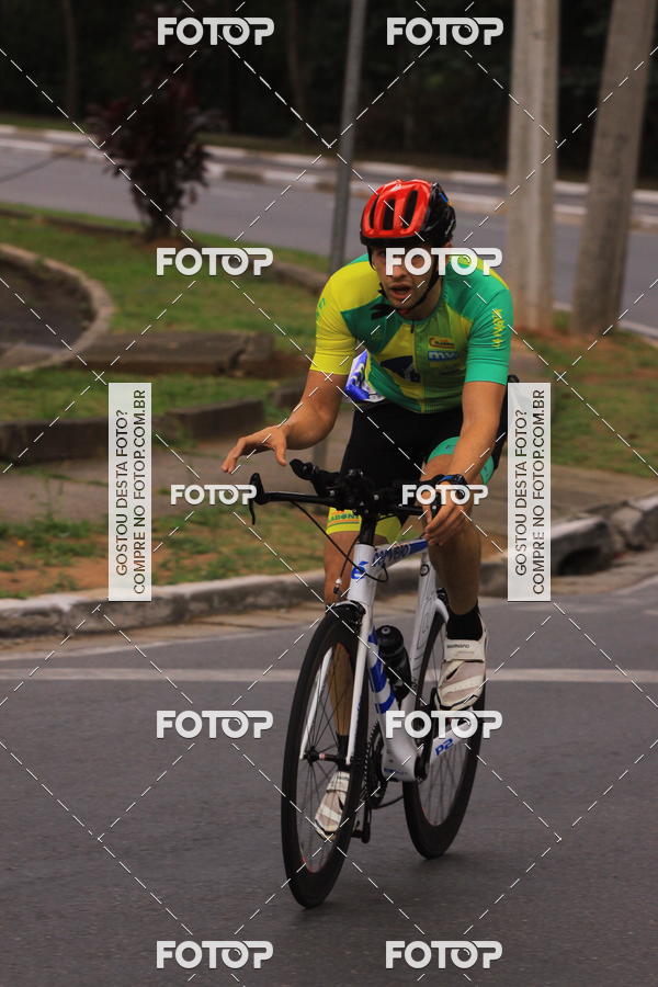 Buy your photos of the eventVSERIES Duathlon & Running on Fotop
