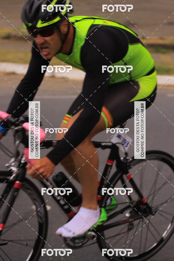 Buy your photos of the eventVSERIES Duathlon & Running on Fotop