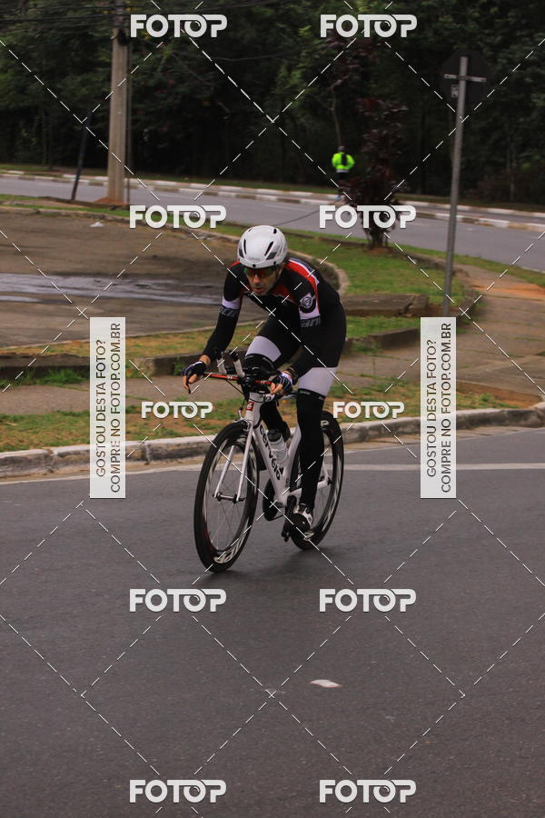 Buy your photos of the eventVSERIES Duathlon & Running on Fotop