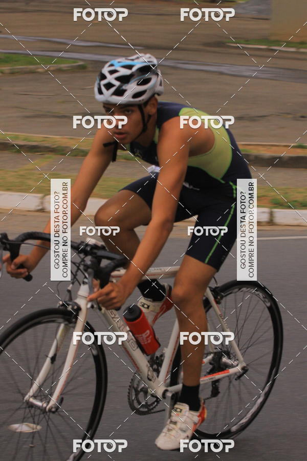 Buy your photos of the eventVSERIES Duathlon & Running on Fotop