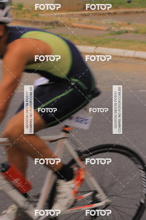 Buy your photos of the eventVSERIES Duathlon & Running on Fotop