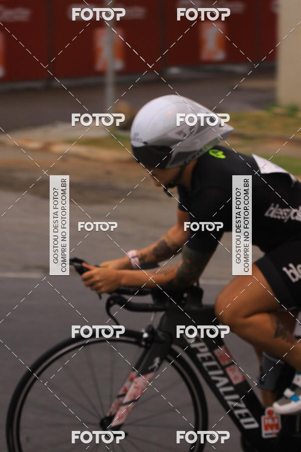 Buy your photos of the eventVSERIES Duathlon & Running on Fotop