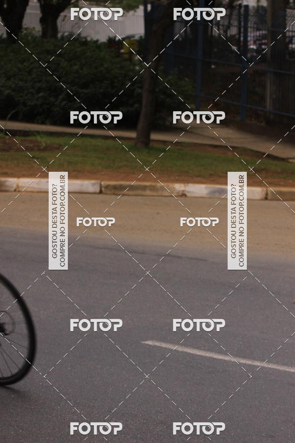 Buy your photos of the eventVSERIES Duathlon & Running on Fotop