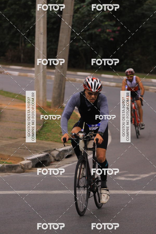 Buy your photos of the eventVSERIES Duathlon & Running on Fotop