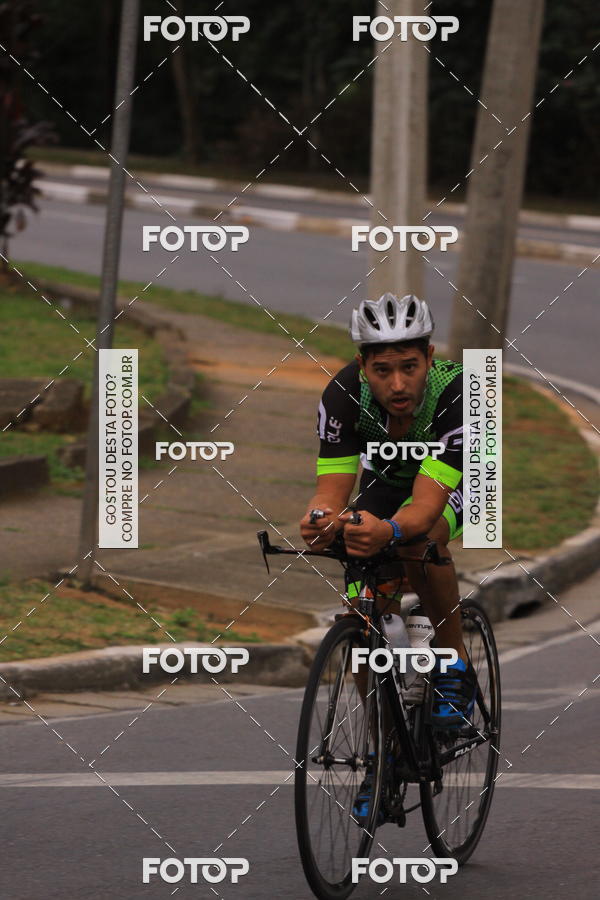 Buy your photos of the eventVSERIES Duathlon & Running on Fotop