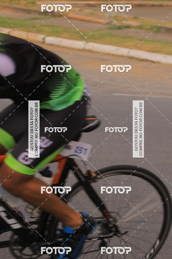 Buy your photos of the eventVSERIES Duathlon & Running on Fotop